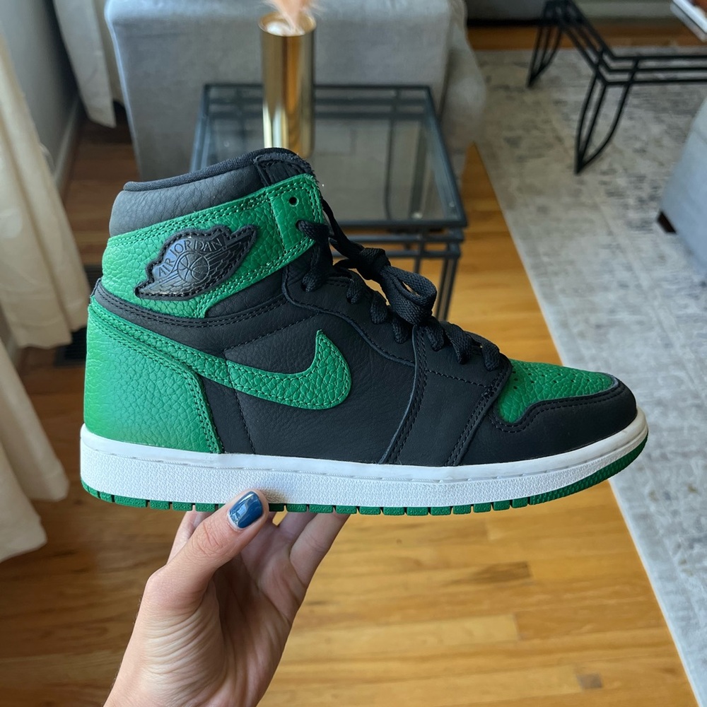 Jordan 1 Pine Green 2.0 Size 7M